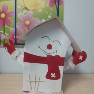 "Дивный - снеговик"