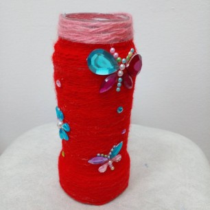 "Ваза в подарок семье".