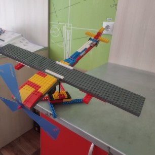 "Чудо Lego cамолет"
