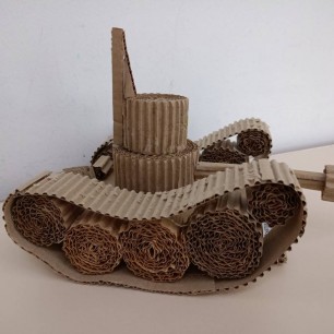 "Военный танк"