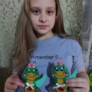 "Символ года-дракон"