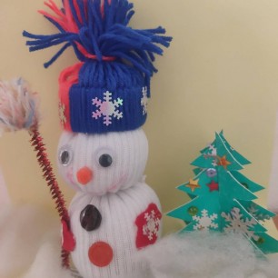 "Снеговик и елка"