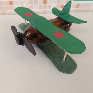 Военный самолет