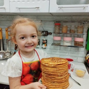 "Мы готовим блины,мы едим блины"