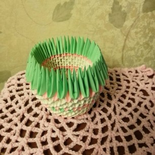 Вазочка для мамы (оригами)