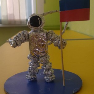 Космонавт