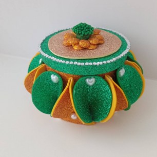 Шкатулка для бижутерии