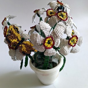 «На крыльях весны»