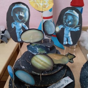 "Белка и Стрелка в космосе"