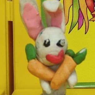 "Зайчик с урожаем"