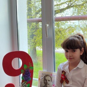 Праздничное оконное украшение к 9 МАЯ "Никто не забыт, ничто не забыто"