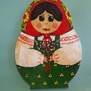 Декоративная доска "Мотрешка с вербочкой "
