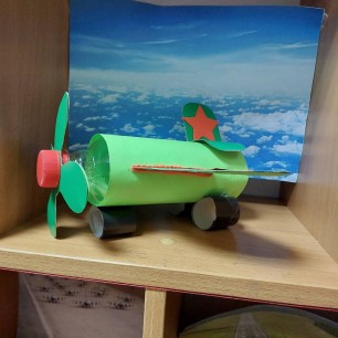 Поделка Под небесами голубыми