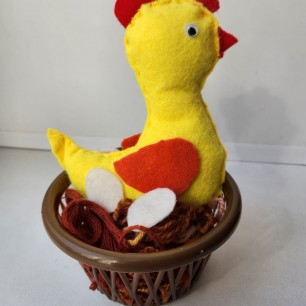 Курочка-наседка