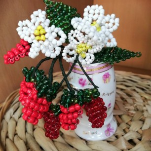 "Лесная земляника"