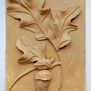 Дубовая веточка с жолудем