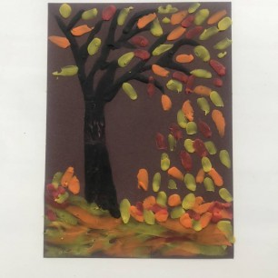 Дерево осеннее