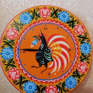 Часы. Городецкая роспись.