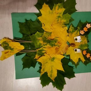 Сова из листьев