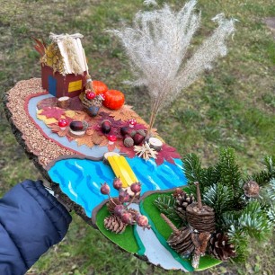 "Однажды у речки"