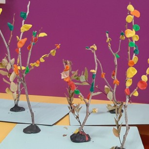 «Дерево осенью»