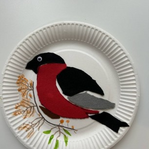 «Снегирь на ветке рябины»