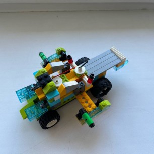 Гоночная машина