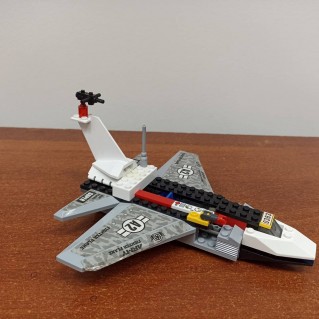 Транспортный самолет