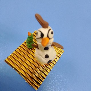 "Олафёнок ждёт новый год"