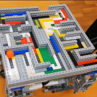 Интерактивный лабиринт