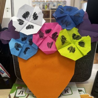 Ваза с цветами