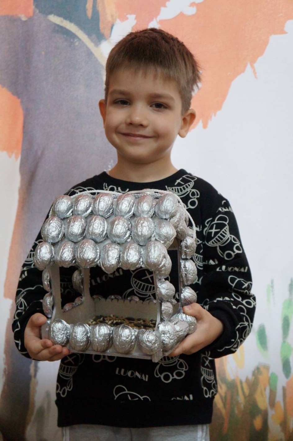 "Пичужки, приглашаю в столовую!"