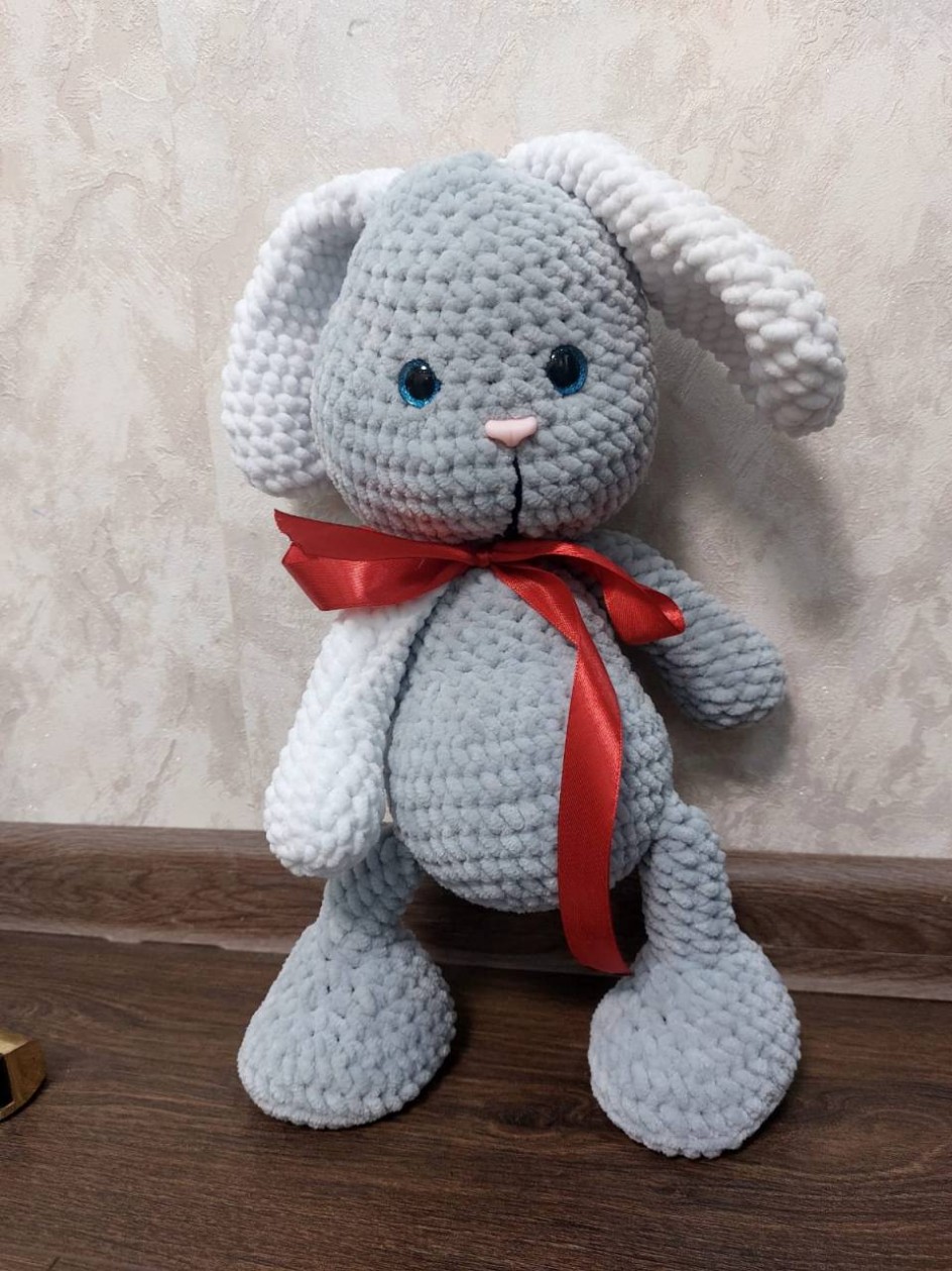 "Заинька, маленький!