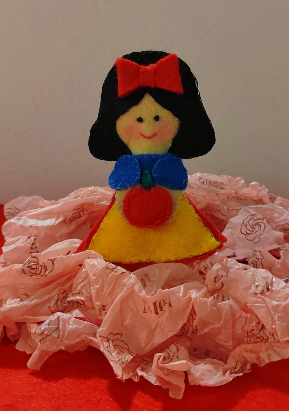 Кукла Белоснежка
