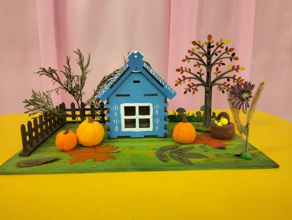 " Домик на лесной опушке "