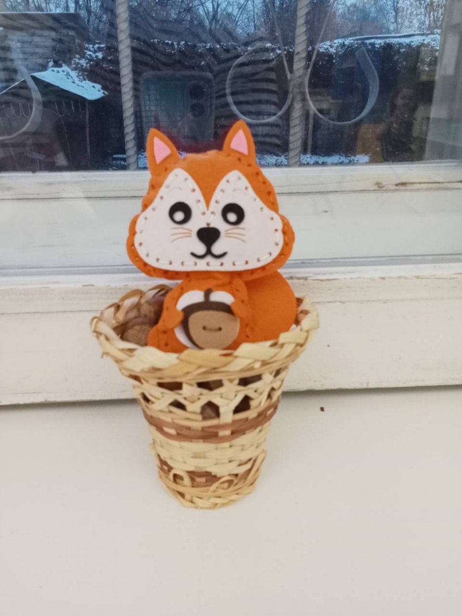 " Белочка и орешки"