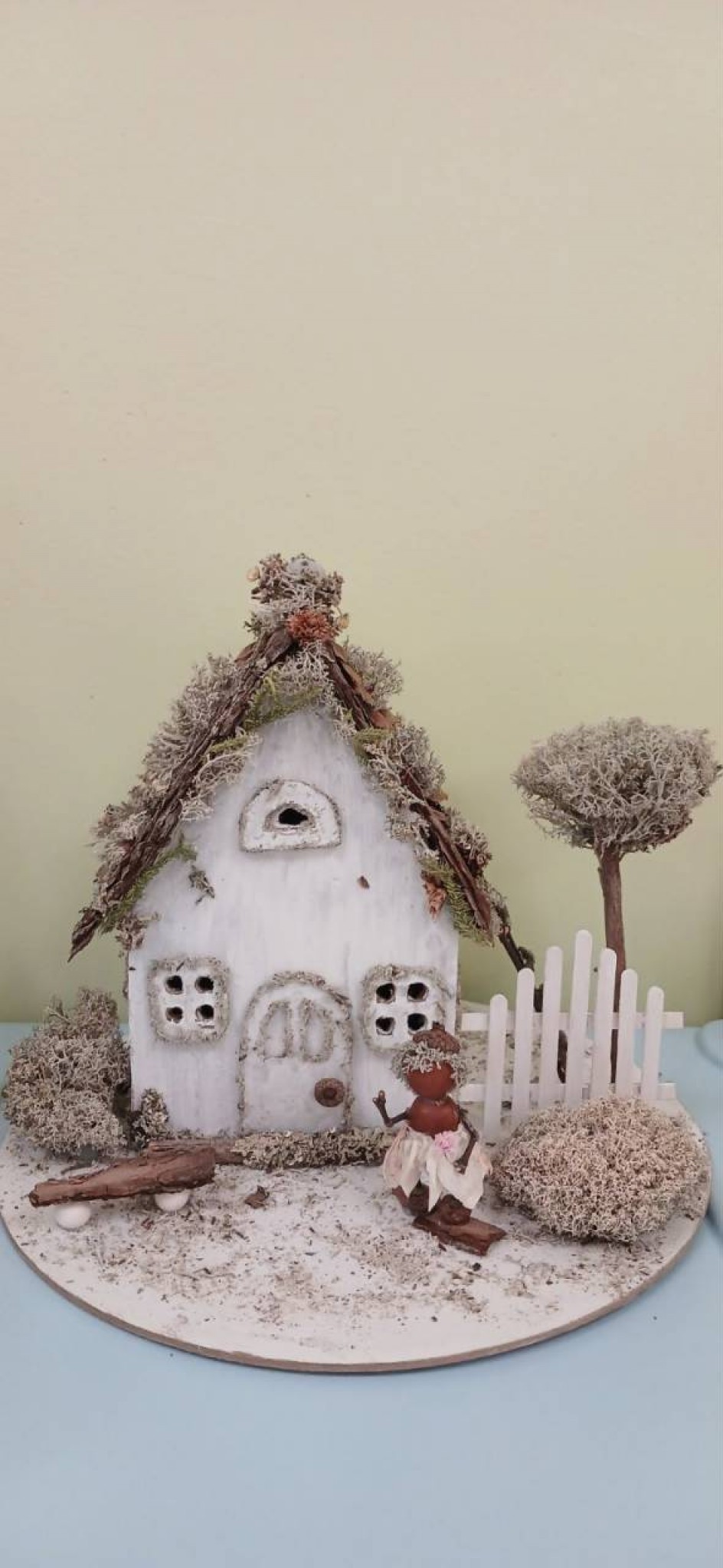 " Домик на лесной опушке "