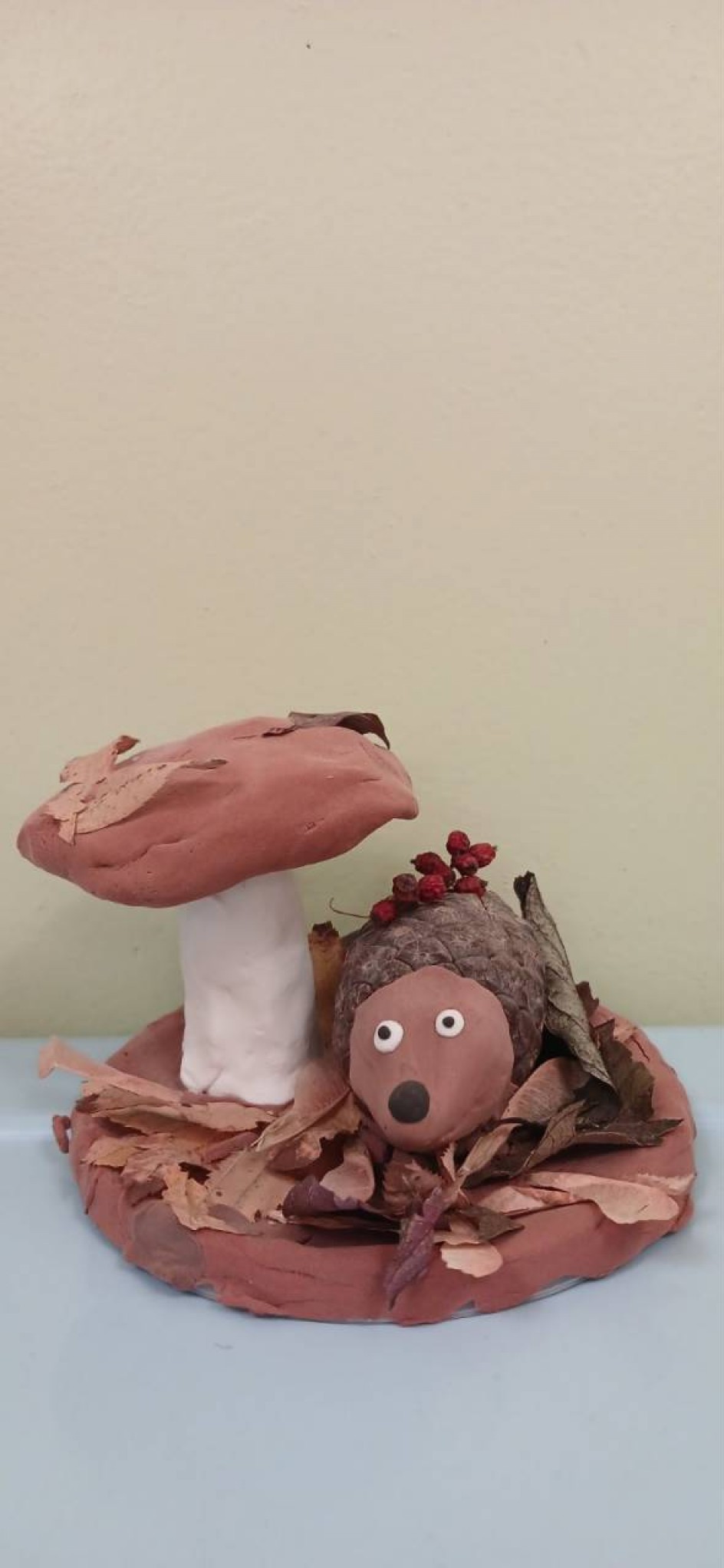 " Ежик под грибом"