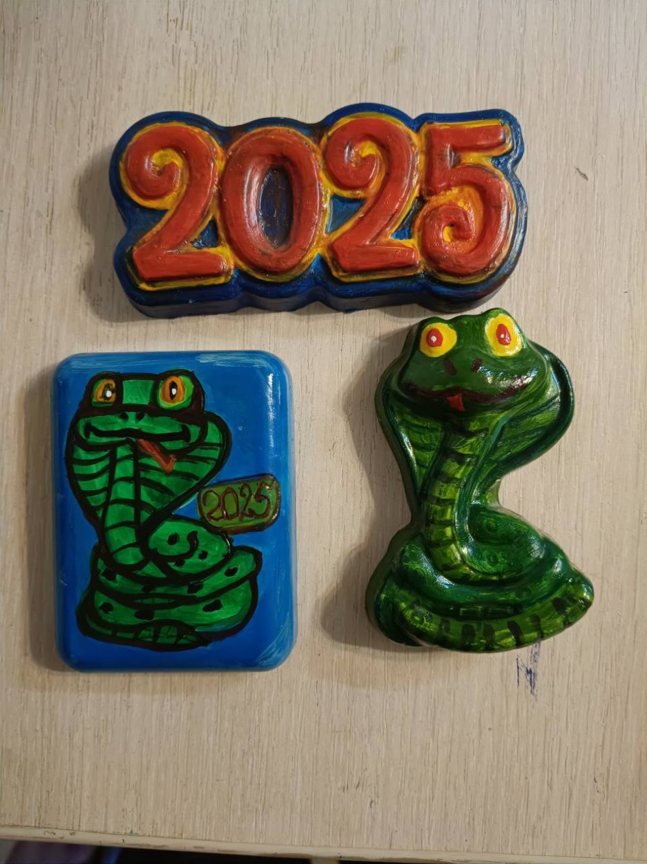Символ года 2025