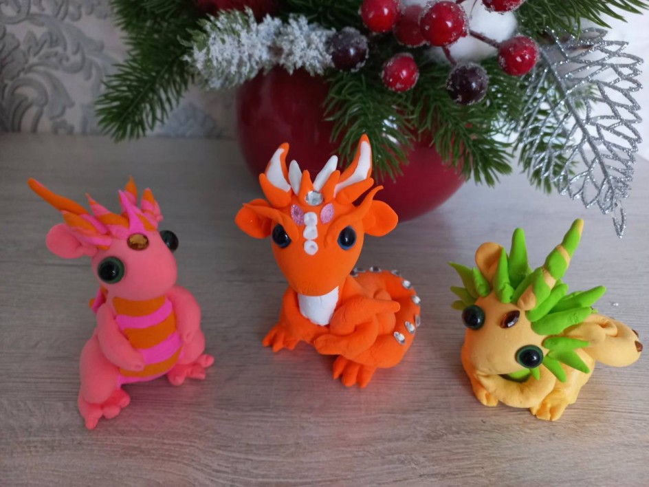 Новогодние игрушки