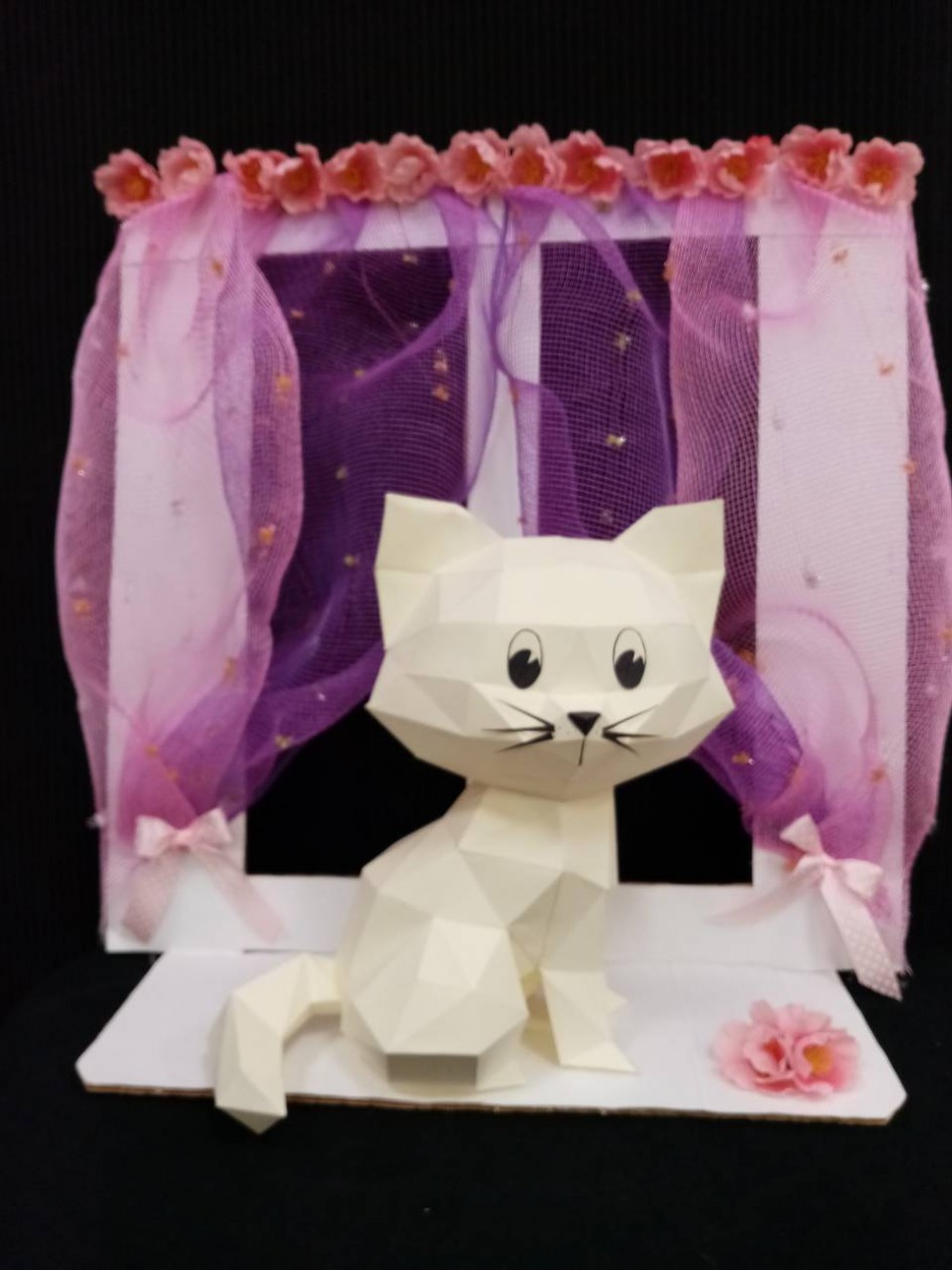 кошка на окошке