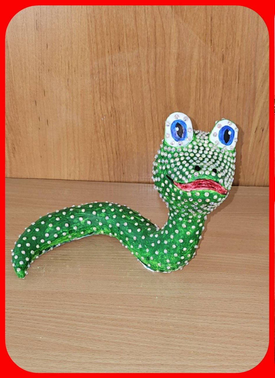 "Змеиная королева"