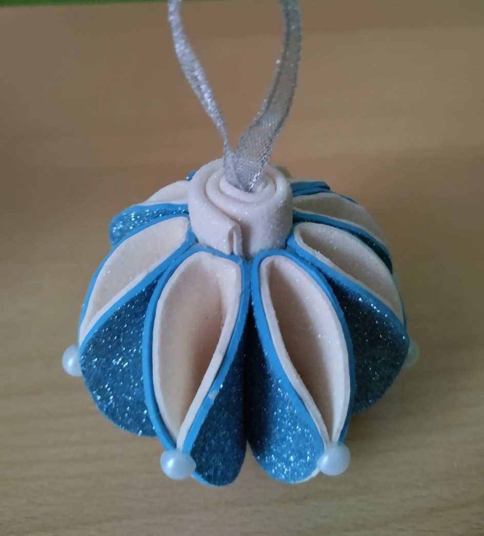 Новогодняя игрушка