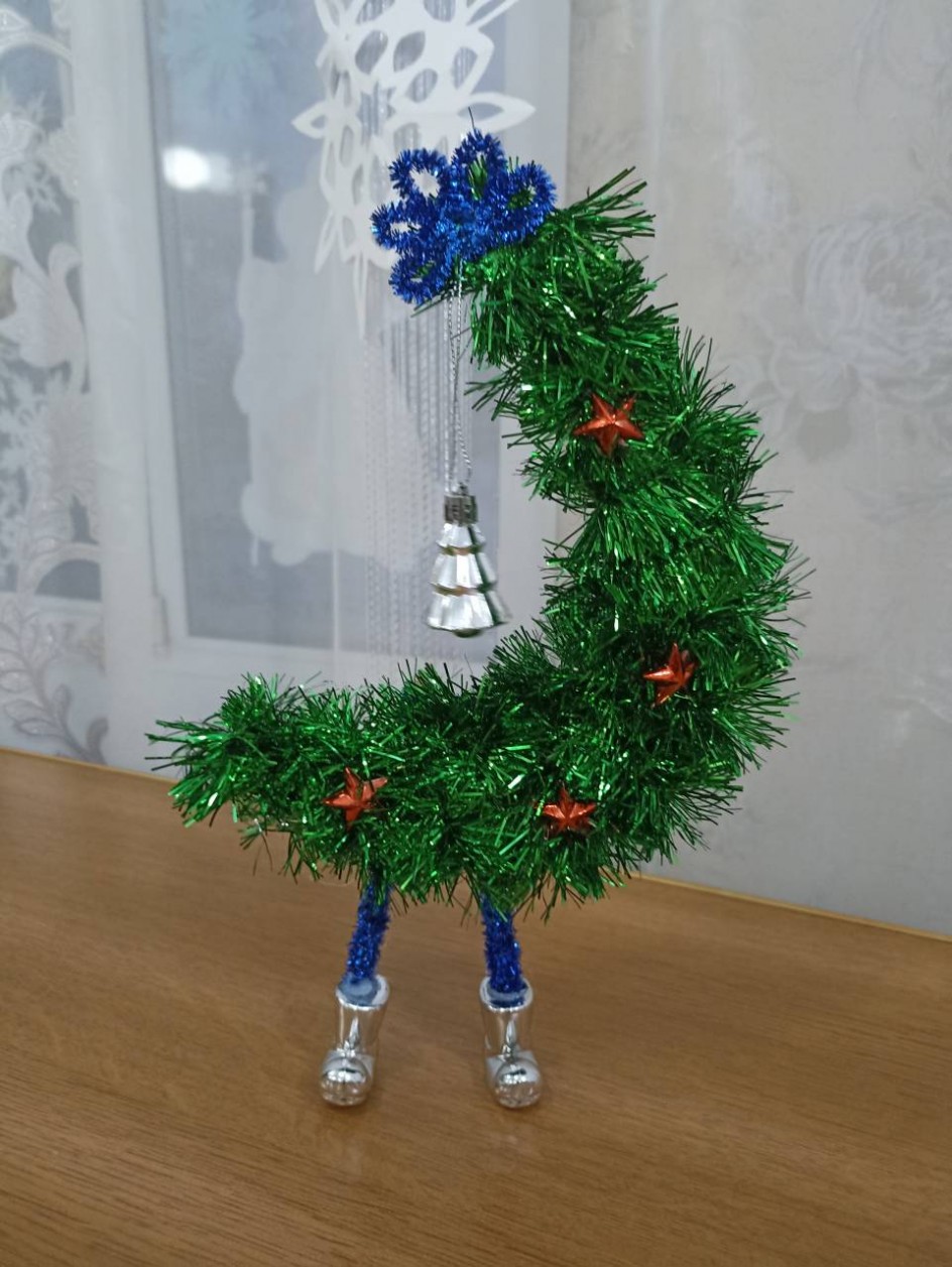 "Новогодний месяц"