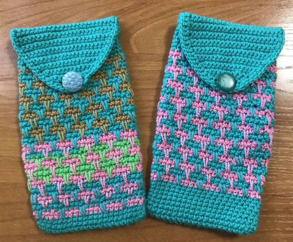 Тёплые чехлы для телефона