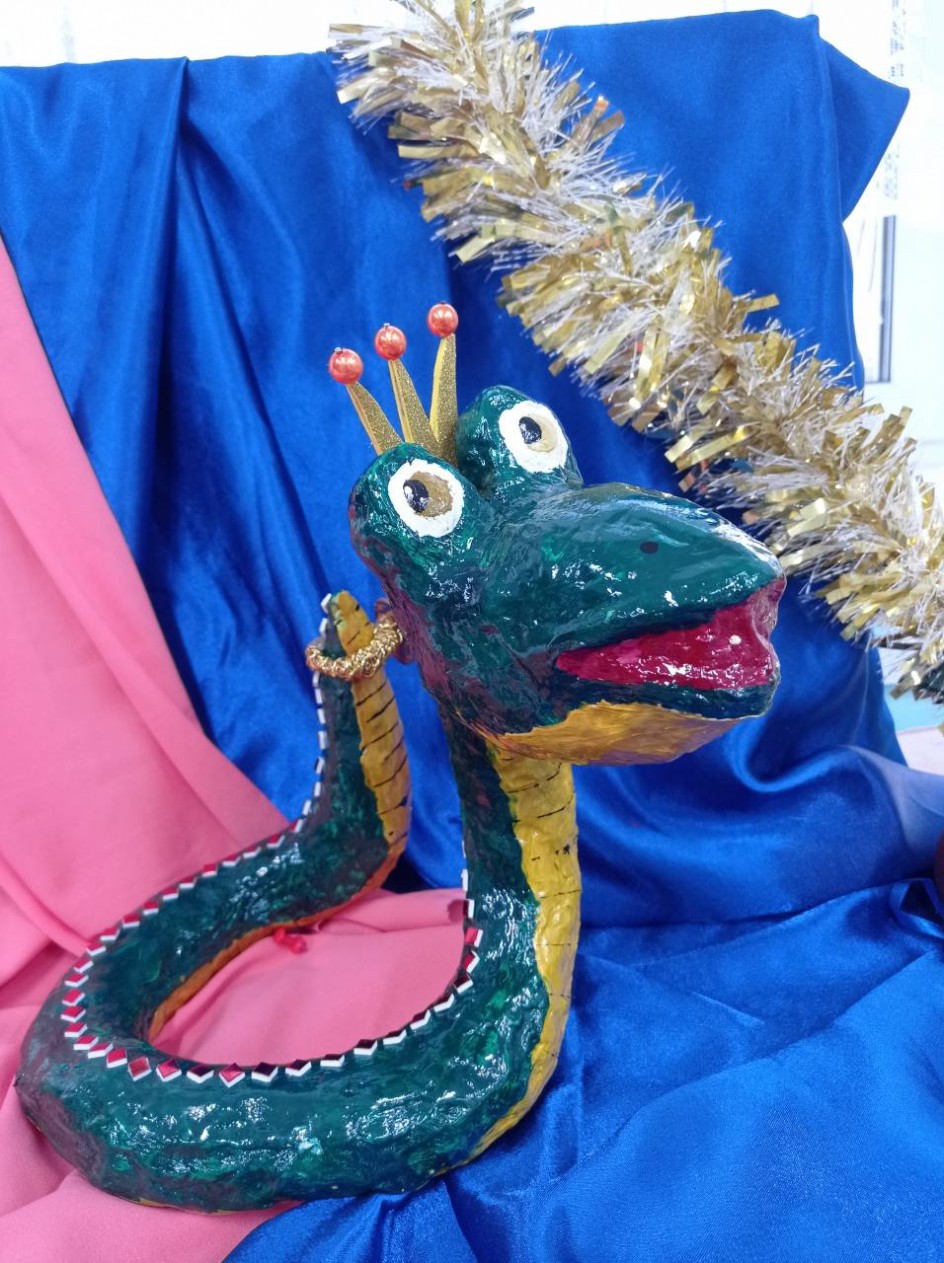 "Змея Скоропея"