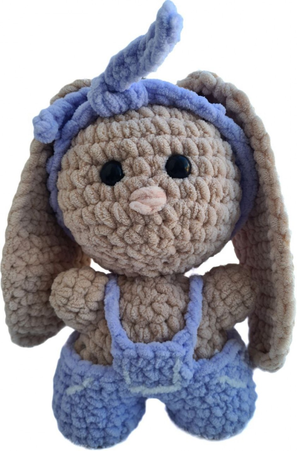 Вязаная игрушка "Зайка"