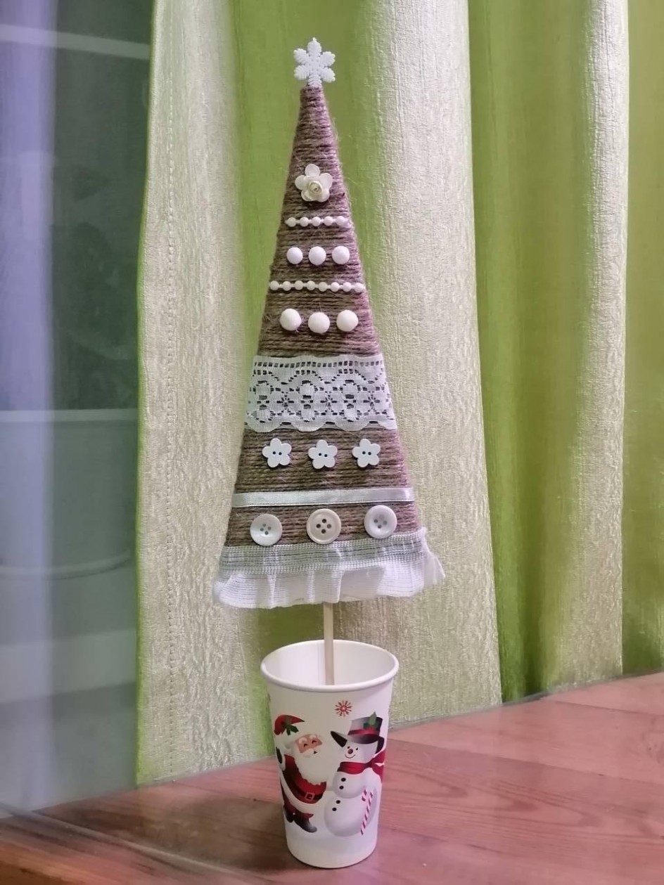 Ажурная ёлочка