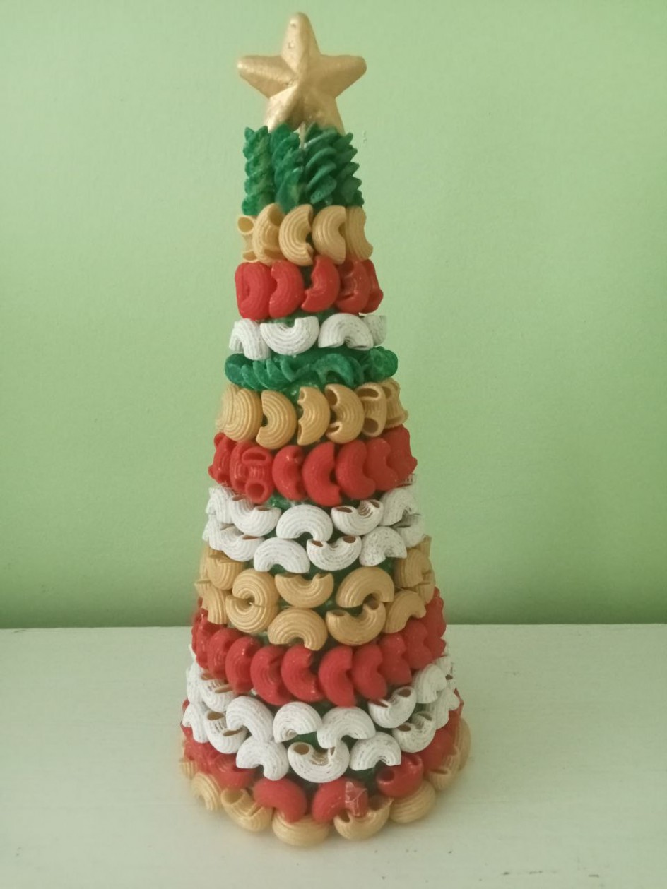 " Сказочная елочка"