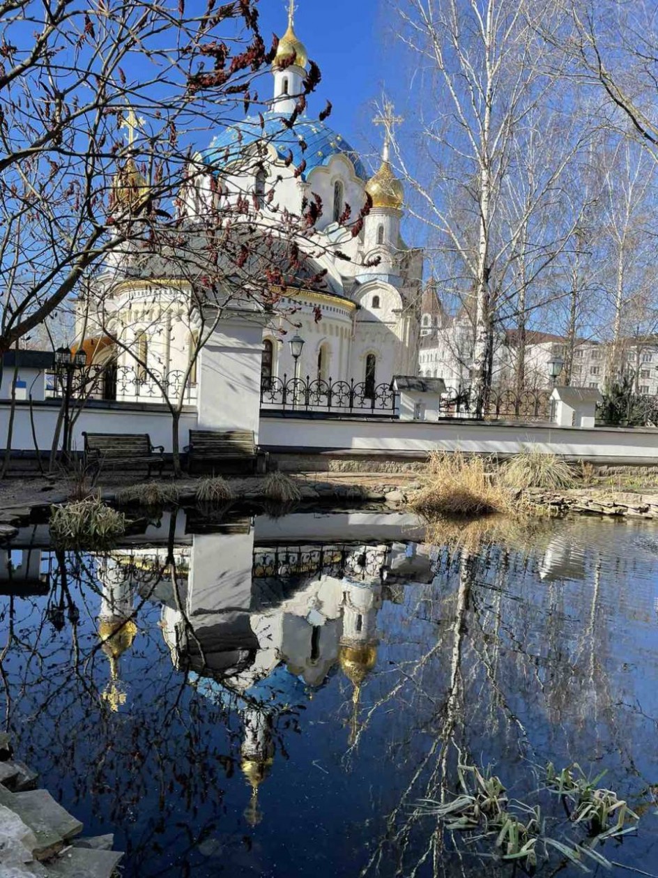 "Весенний свет благодати"